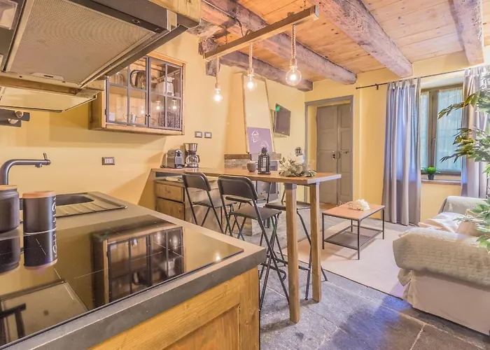 Casa Cavalli Apartman Varenna